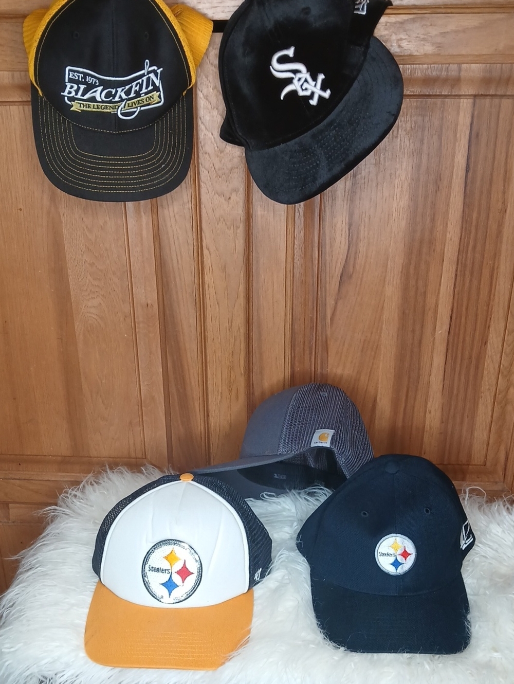 Caps: Chicago White Sox, Carhartt, Pittsburg S, Blackfin Lot(5)